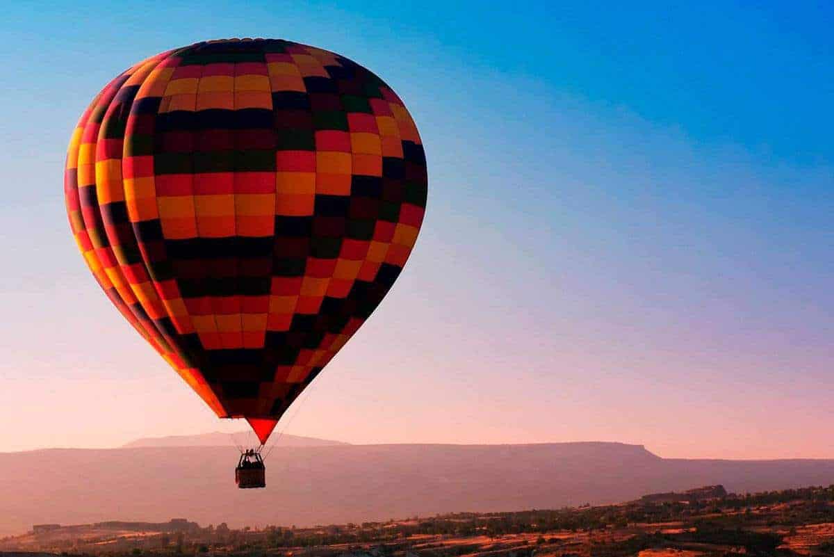 a hot air balloon